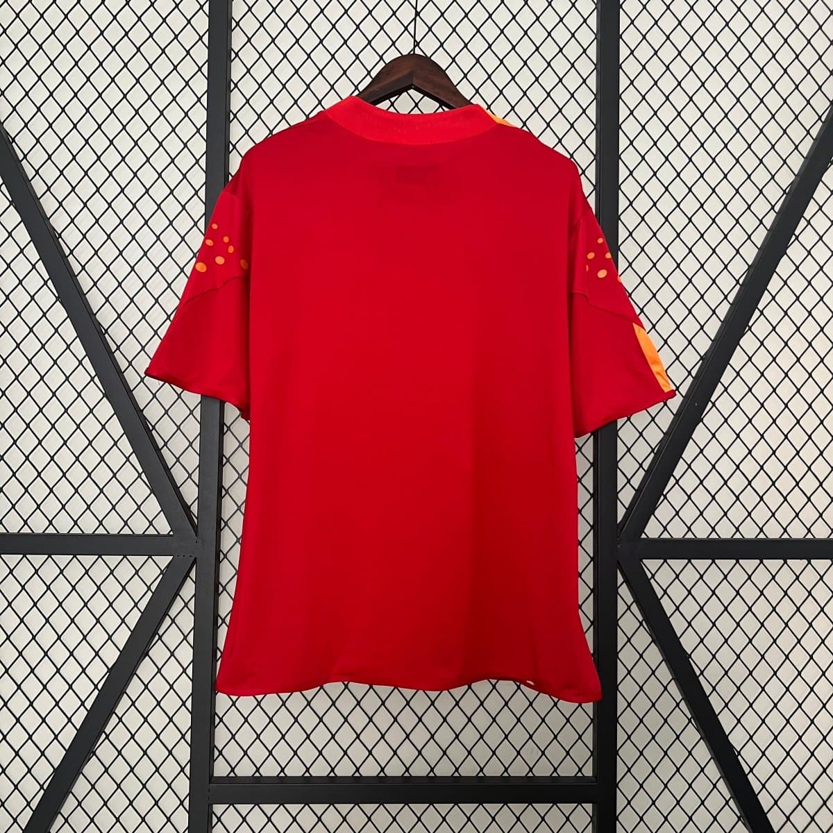 04 - 05 Roma Home Retro Football Shirt - Footballshirt.online