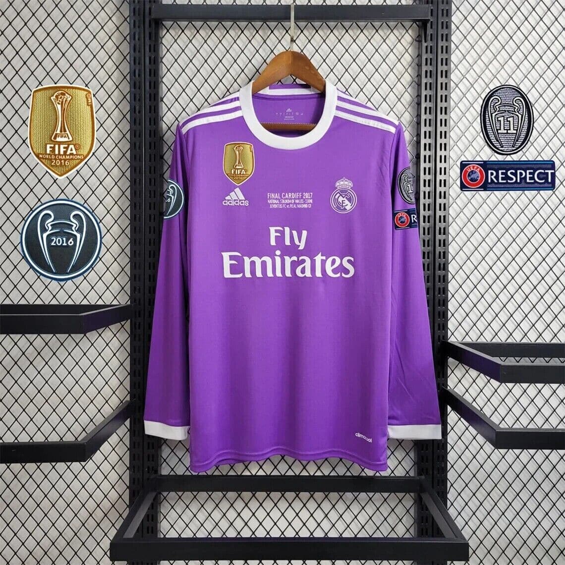 2016 - 2017 Real Madrid Cristiano Ronaldo 7 Away Retro Soccer Jerseys| Footballshirt.online - Footballshirt.online