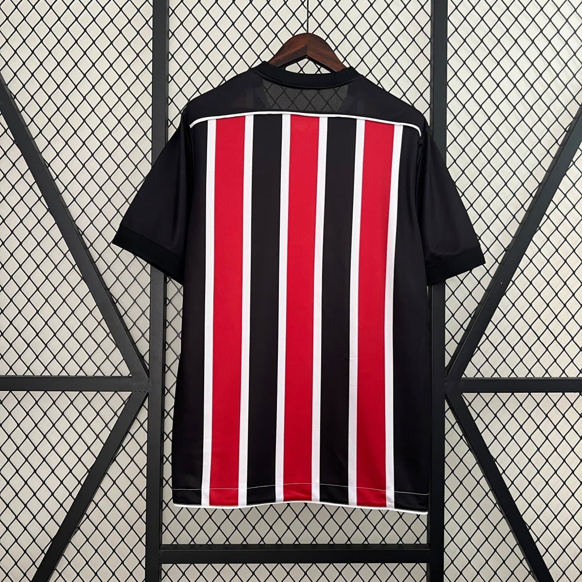 24 - 25 Santa Cruz Home Retro Football Shirt - Footballshirt.online