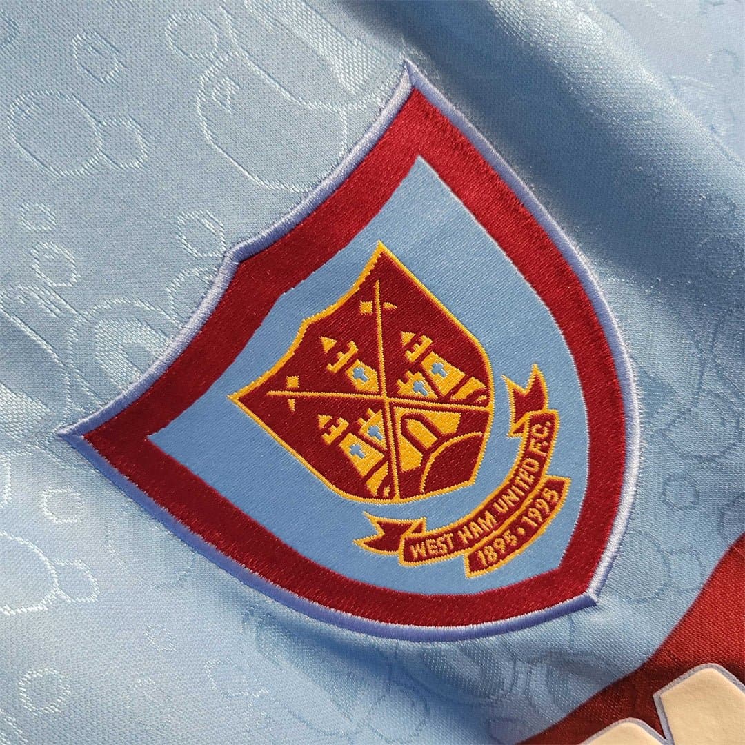 95 - 97 West Ham Away Retro Football Shirt - Footballshirt.online