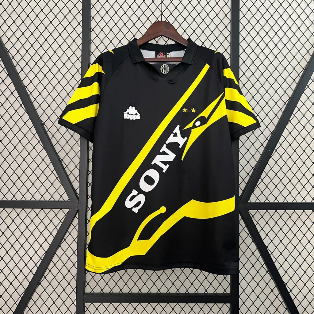 96/97 Juventus Home Retro | Footballshirt.online - Footballshirt.online