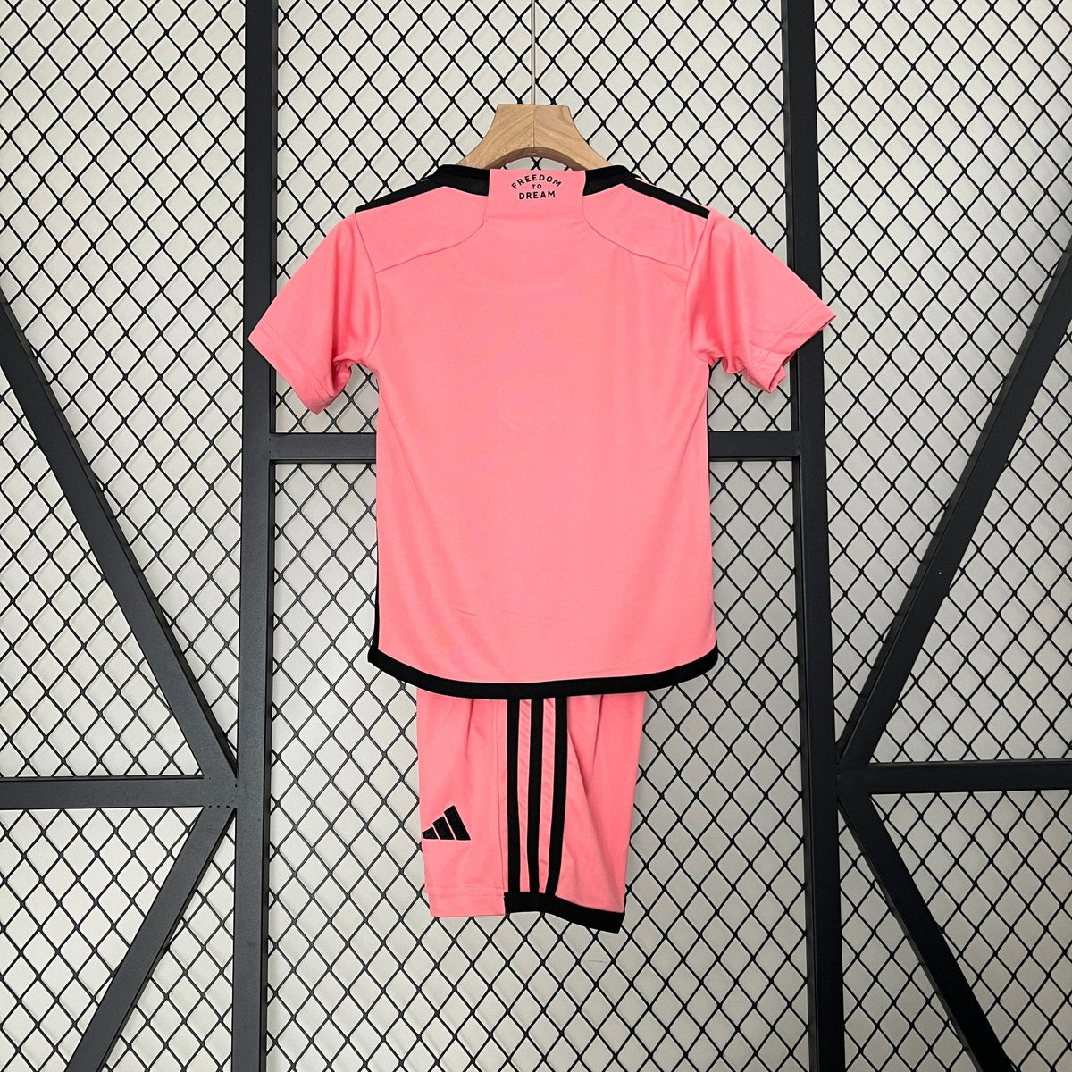 INTER MIAMI 2023 - 2024 HOME JERSEY FOR KIDS| Footballshirt.online - Footballshirt.online