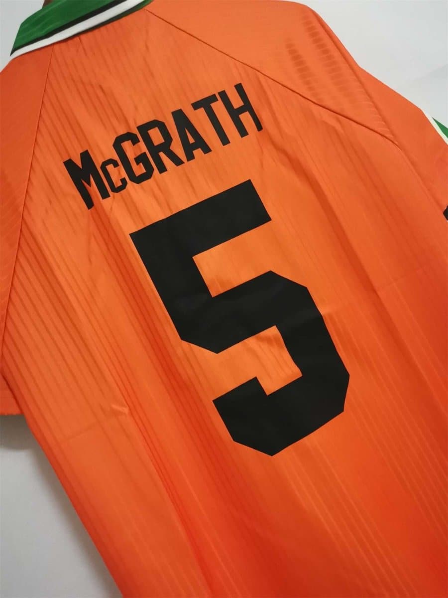 Ireland away 13 retro shirts - Footballshirt.online - Footballshirt.online