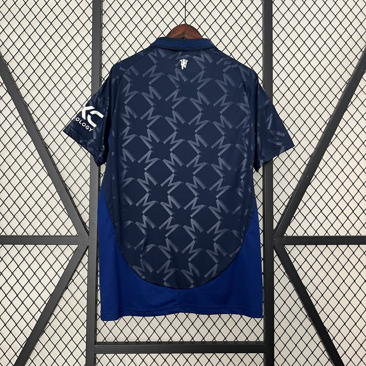 MANCHESTER UNITED 2024 - 2025 AWAY JERSEY| Footballshirt.online - Footballshirt.online