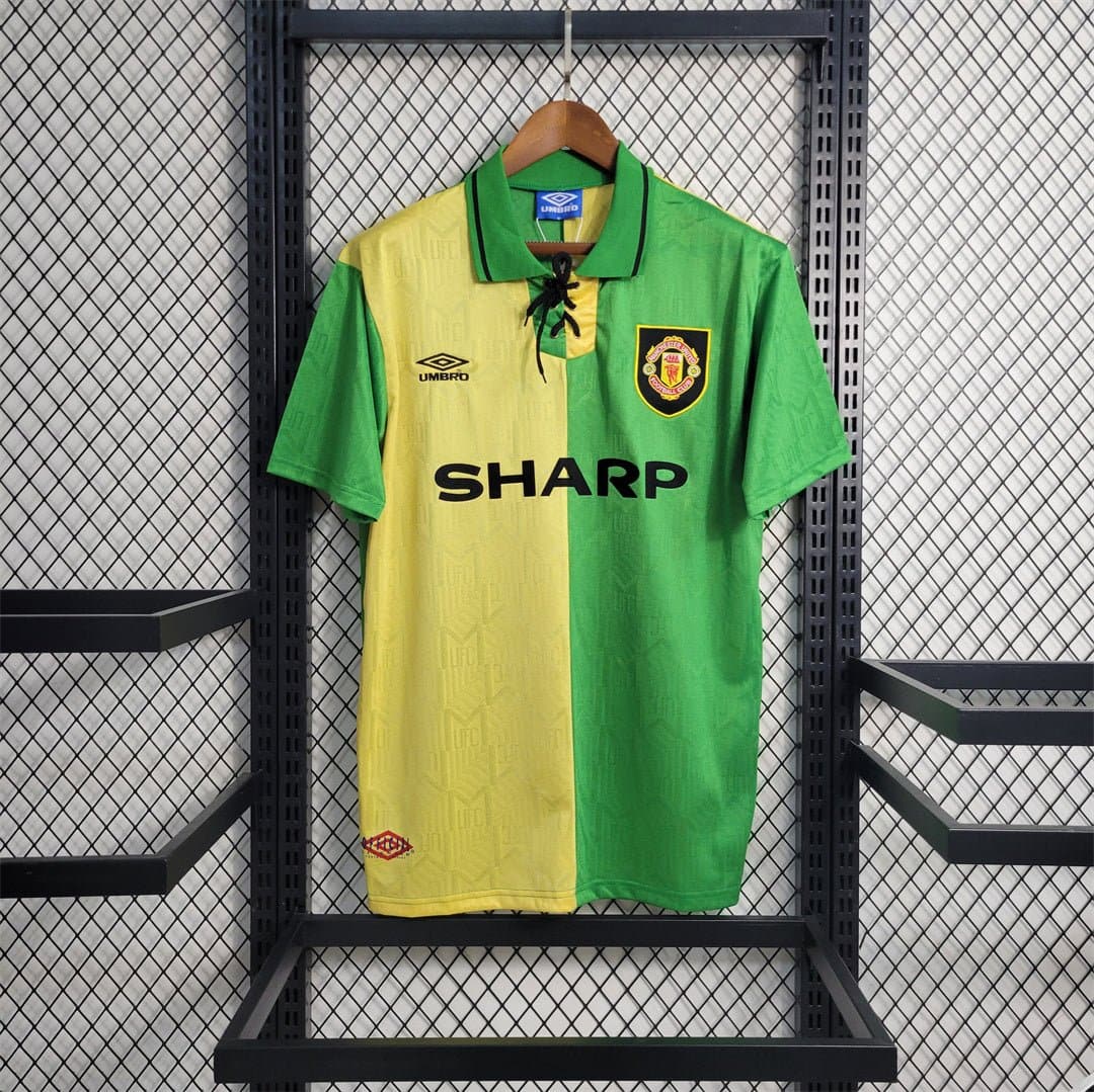 MNU away retro shirts - Footballshirt.online