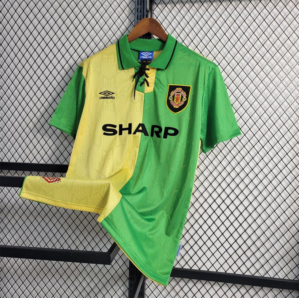 MNU away retro shirts - Footballshirt.online