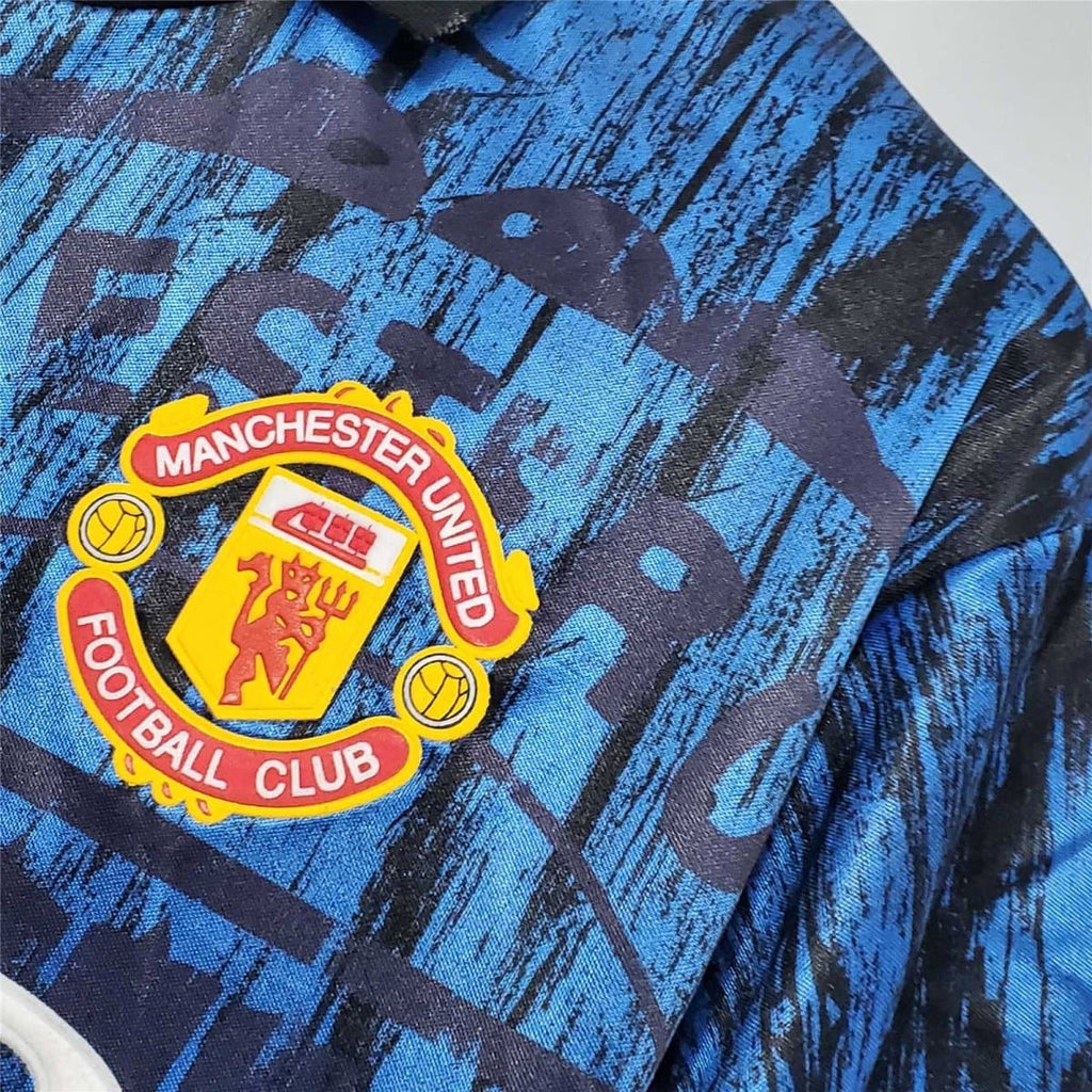 MNU away retro shirts - Footballshirt.online