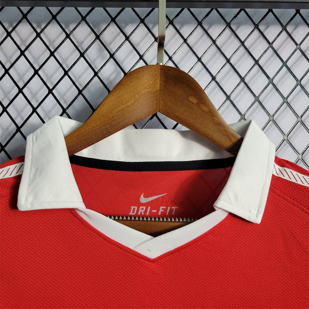 MNU home Retro Away Shirts - Footballshirt.online