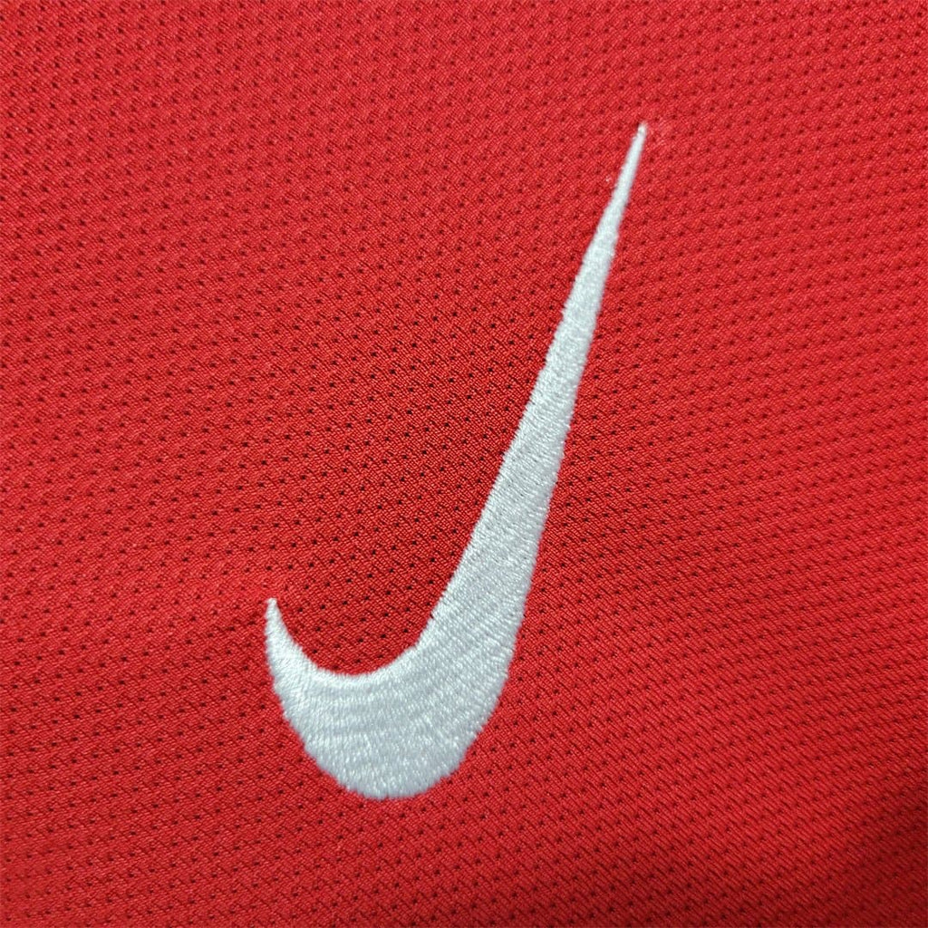 MNU home Retro Away Shirts - Footballshirt.online